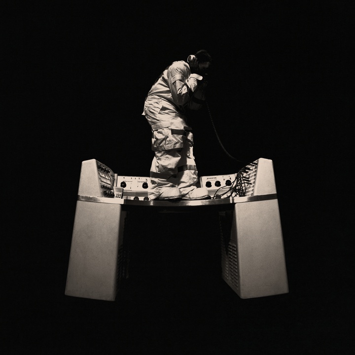 Secondhand (feat. Rema)